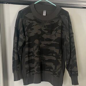 90 Degree By Reflex Camouflage Sweatshirt